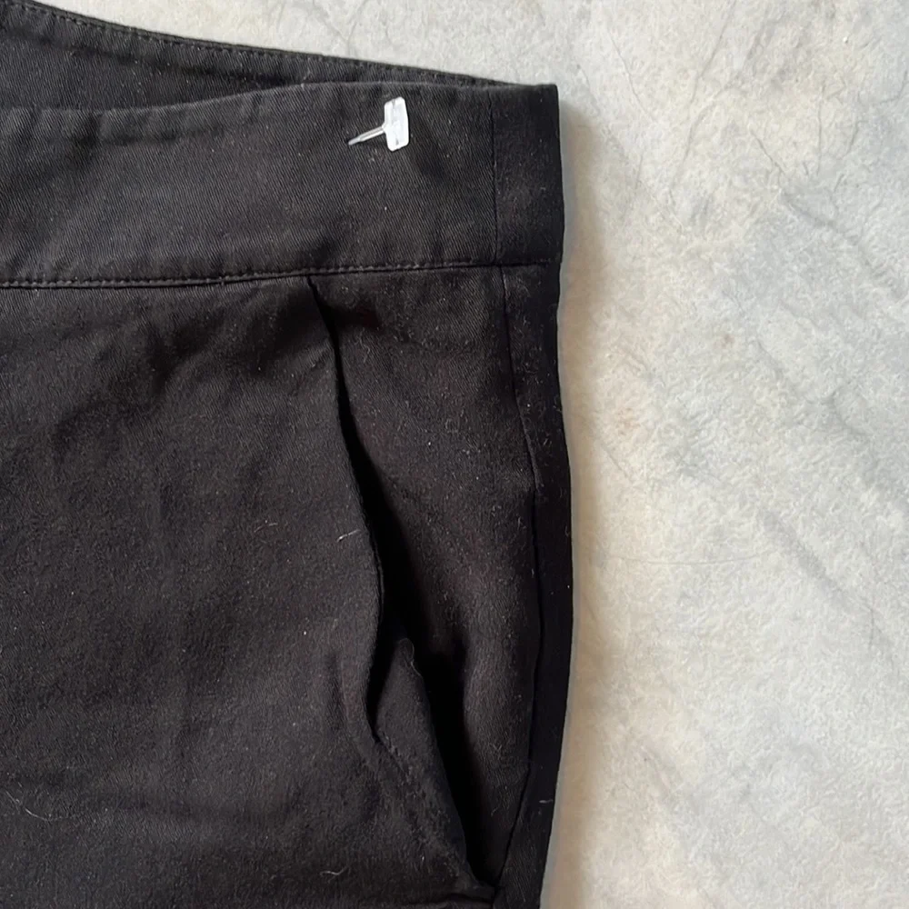 Armani Exchange Joggers Black pants zipper/clasps pockets NWOT Size 0